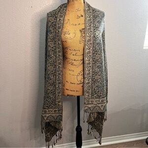 Pashmina black & gold paisley scarf wrap made of silk & pashmina